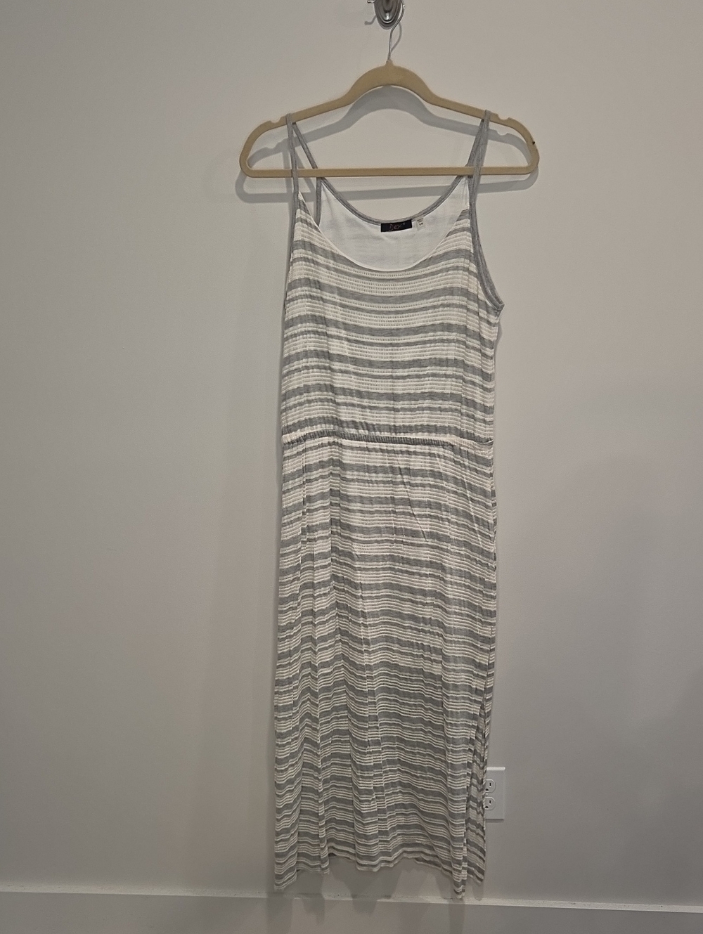 Dex Striped Gray & White Spaghetti-Strap Maxi Dress Large
